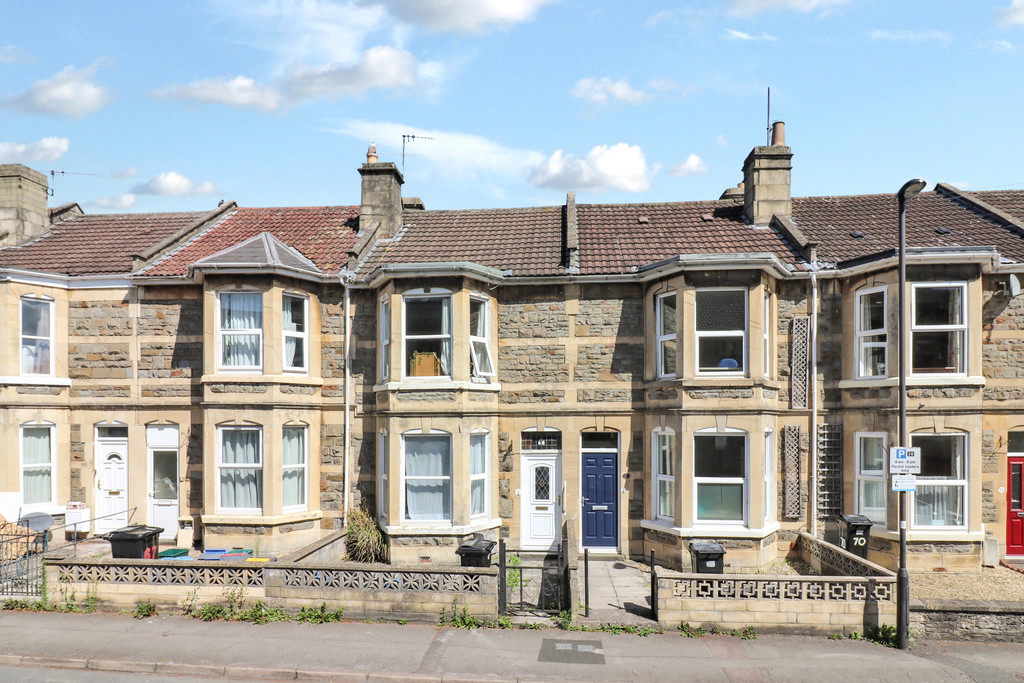 4 bed Mid Terraced House for rent in BANES. From Martin & Co - Bath