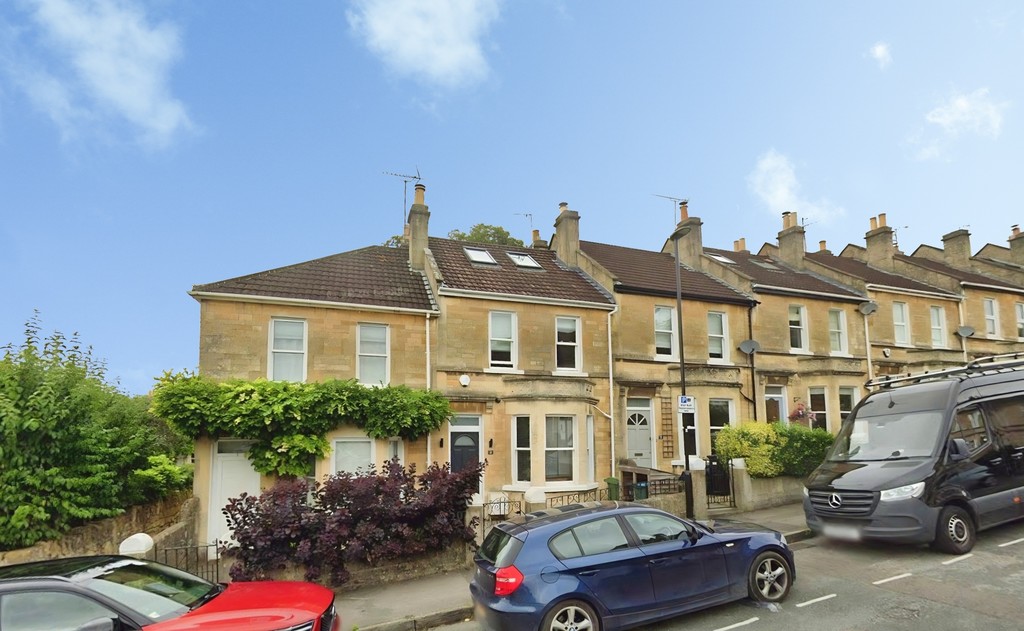 4 bed Mid Terraced House for rent in Kelston. From Martin & Co - Bath