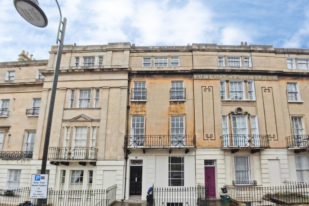 1 bed Apartment for rent in Bath & North East Somerset. From Martin & Co - Bath
