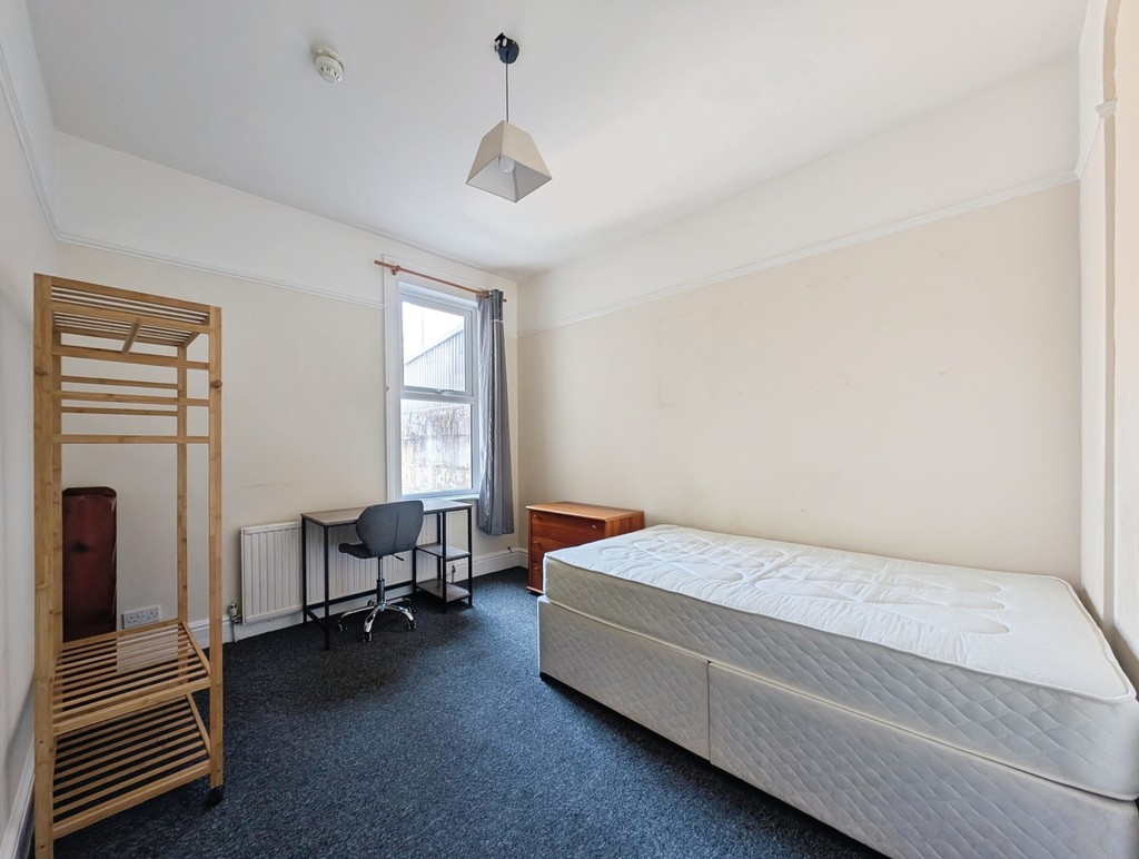 1 bed End of Terrace for rent in Somerset. From Martin & Co - Bath