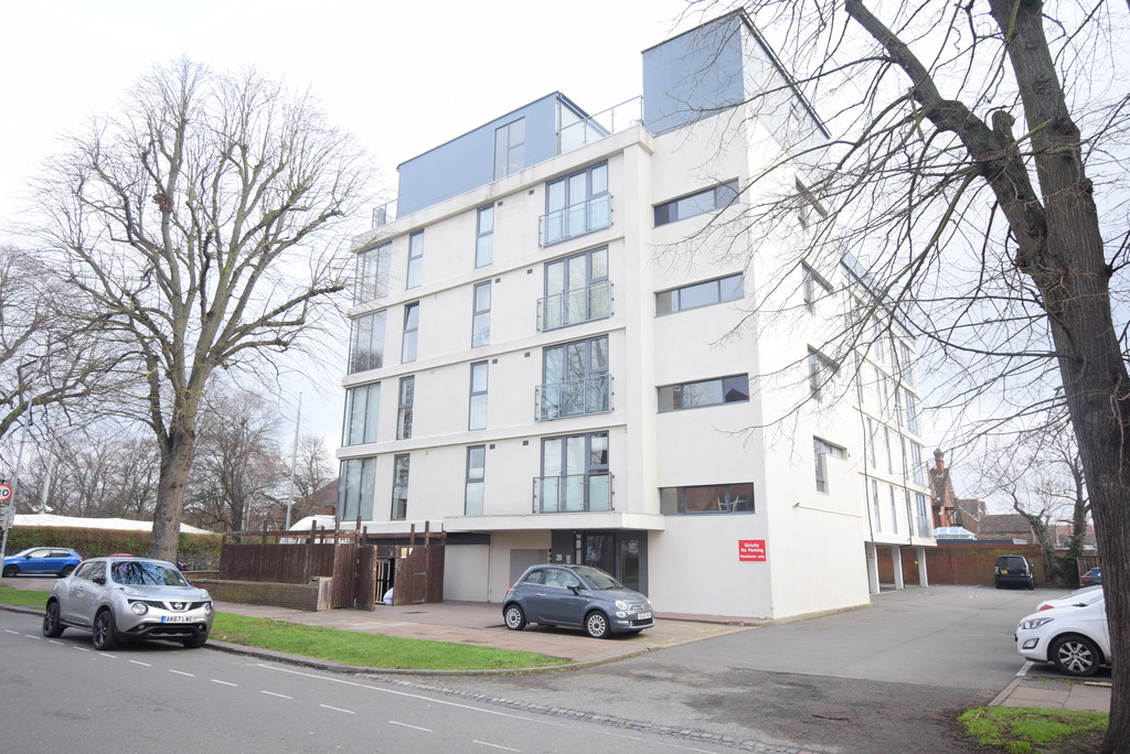 2 bed Flat for rent in Bedfordshire. From Martin & Co - Bedford