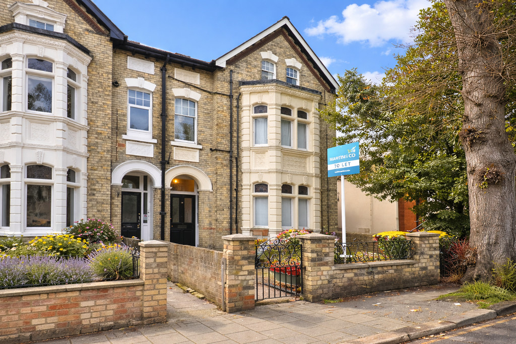 1 bed House Share for rent in Beds. From Martin & Co - Bedford