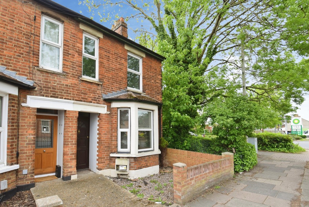 3 bed End of Terrace for rent in Bedfordshire. From Martin & Co - Bedford 3 bed End of Terrace for rent in Bedfordshire. From Martin & Co - Bedford