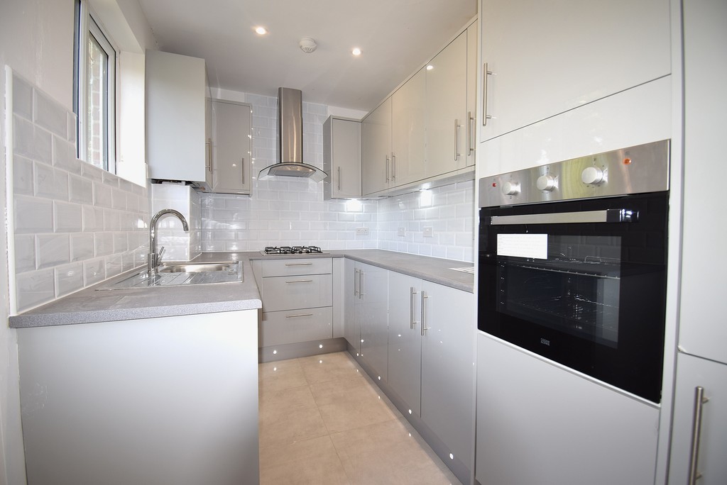 4 bed Semi Detached for rent in Bedfordshire. From Martin & Co - Bedford