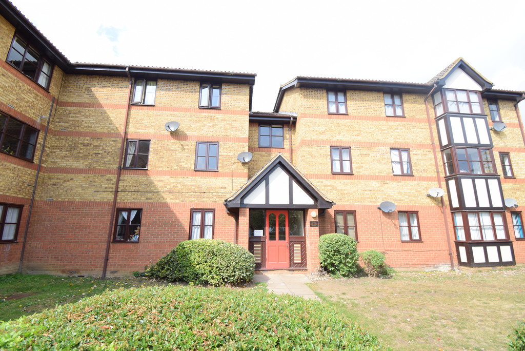 2 bed 1st Floor Flat for rent in Bedfordshire. From Martin & Co - Bedford