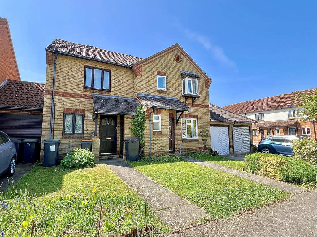 2 bed Mid Terraced House for rent in Bedfordshire. From Martin & Co - Bedford