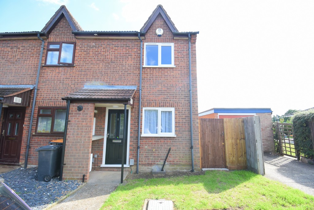 2 bed End of Terrace for rent in Bedfordshire . From Martin & Co - Bedford