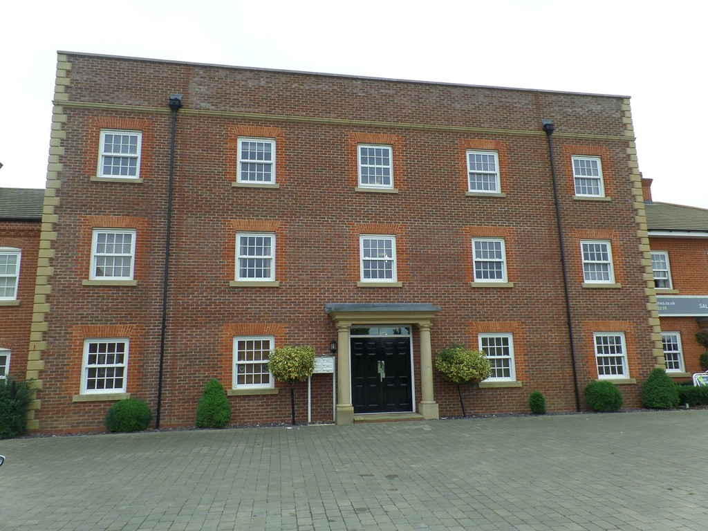 2 bed Apartment for rent in Bedfordshire. From Martin & Co - Bedford