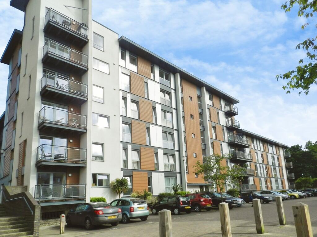 2 bed Apartment for rent in Crawley. From Martin & Co - Crawley 2 bed Apartment for rent in Crawley. From Martin & Co - Crawley