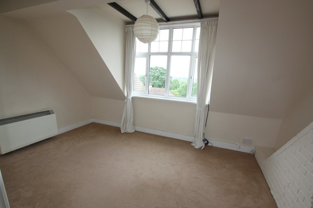 1 bed Flat for rent in Surey. From Martin & Co - Croydon