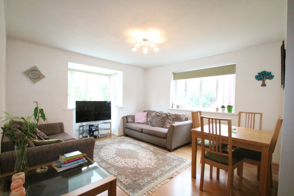 2 bed Apartment for rent in Surrey. From Martin & Co - Croydon