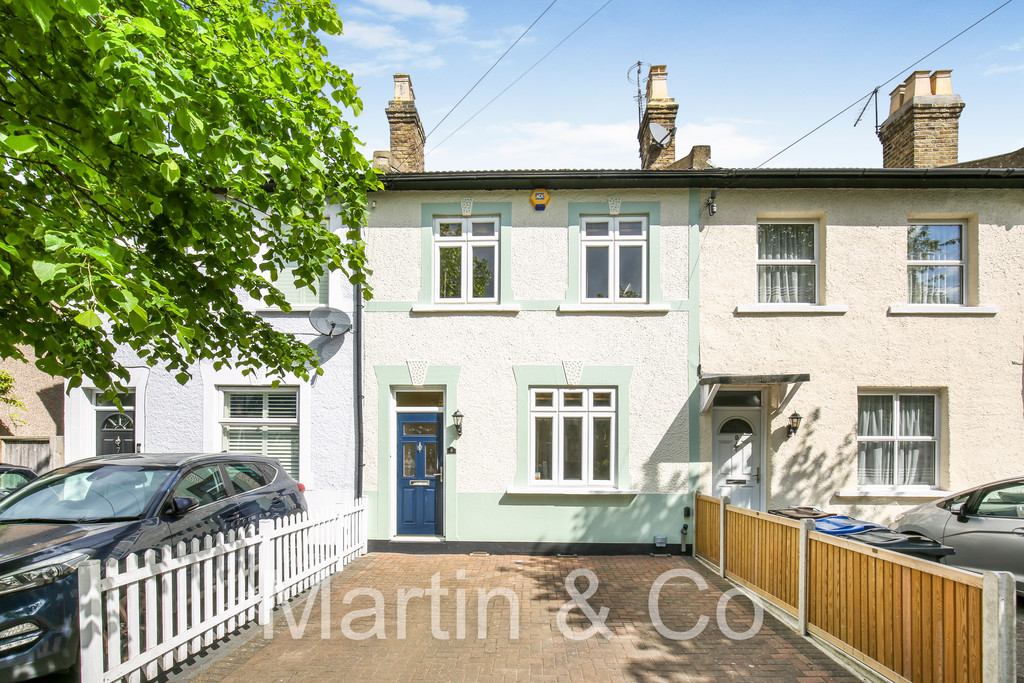3 bed Mid Terraced House for rent in Greater London. From Martin & Co - Croydon 3 bed Mid Terraced House for rent in Greater London. From Martin & Co - Croydon