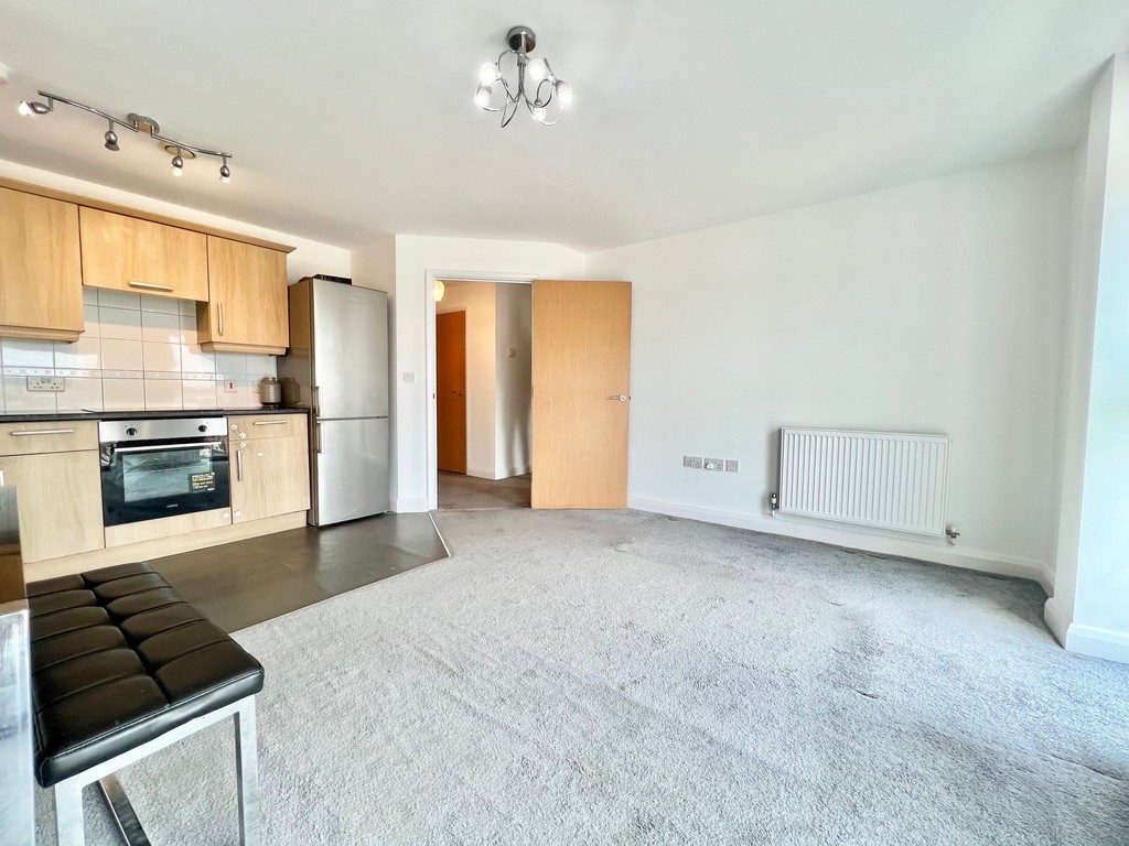 2 bed Apartment for rent in Surrey. From Martin & Co - Croydon