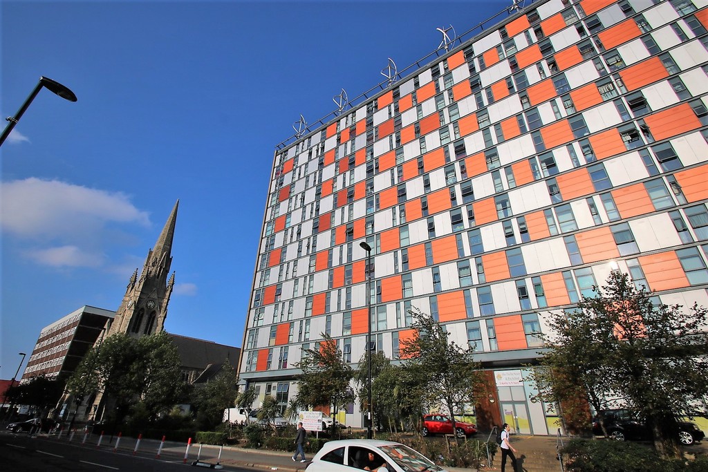 2 bed Apartment for rent in Surrey. From Martin & Co - Croydon 2 bed Apartment for rent in Surrey. From Martin & Co - Croydon