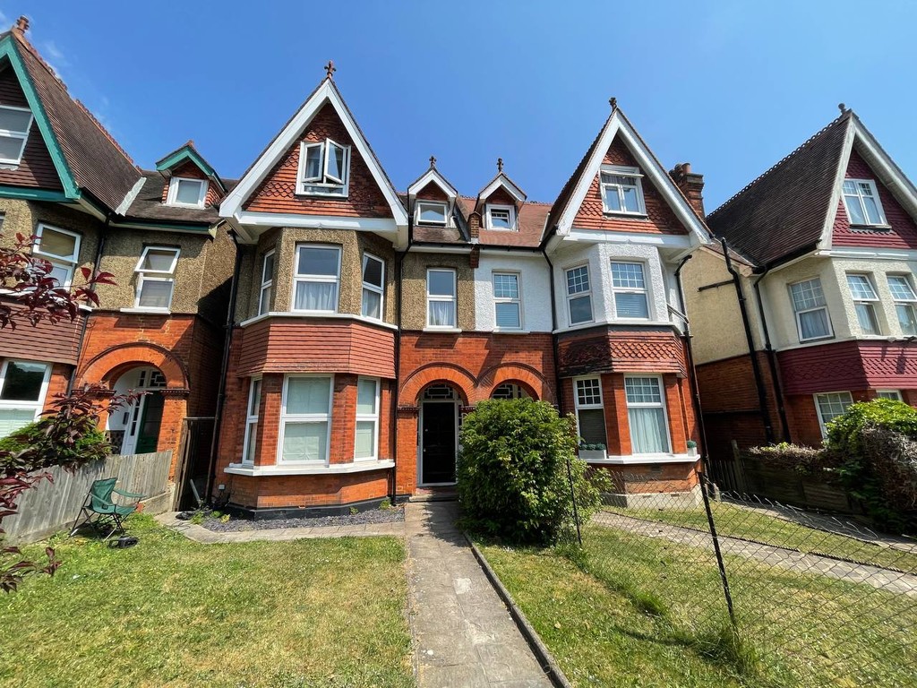 1 bed Apartment for rent in Croydon. From Martin & Co - Croydon