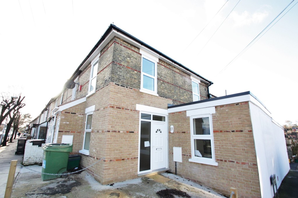 1 bed 1st Floor Flat for rent in Surrey. From Martin & Co - Croydon 1 bed 1st Floor Flat for rent in Surrey. From Martin & Co - Croydon