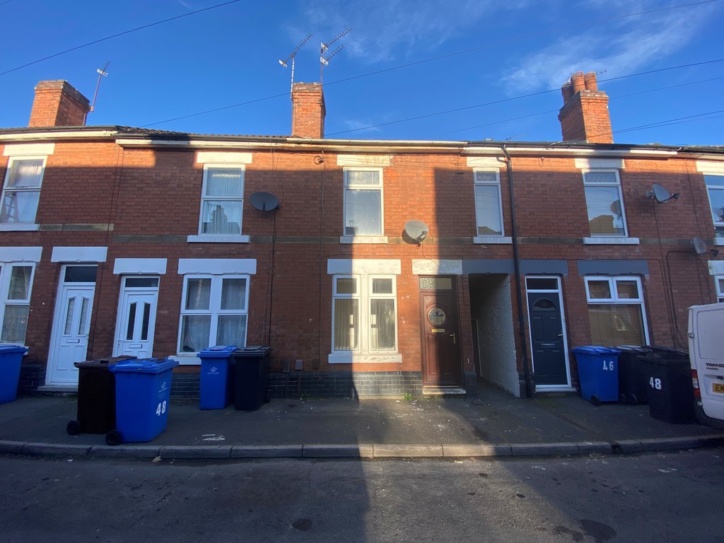 2 bed Mid Terraced House for rent in Derby. From Martin & Co - Derby