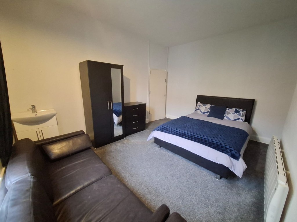1 bed House Share for rent in Derbys. From Martin & Co - Derby