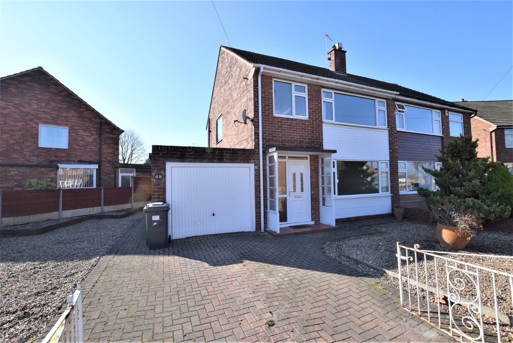 3 bed Semi-Detached House for rent in South Yorkshire. From Martin & Co - Doncaster