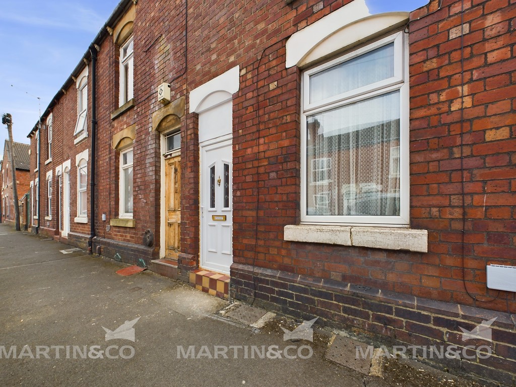 2 bed Mid Terraced House for rent in Doncaster. From Martin & Co - Doncaster