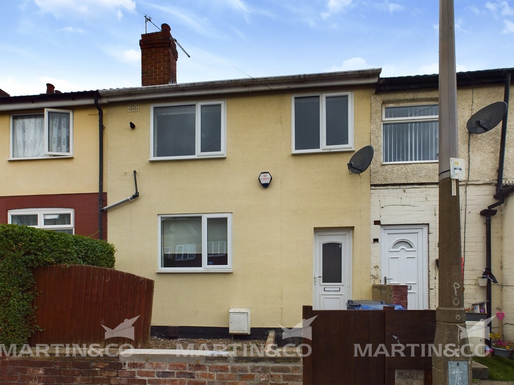 3 bed Mid Terraced House for rent in New Edlington. From Martin & Co - Doncaster