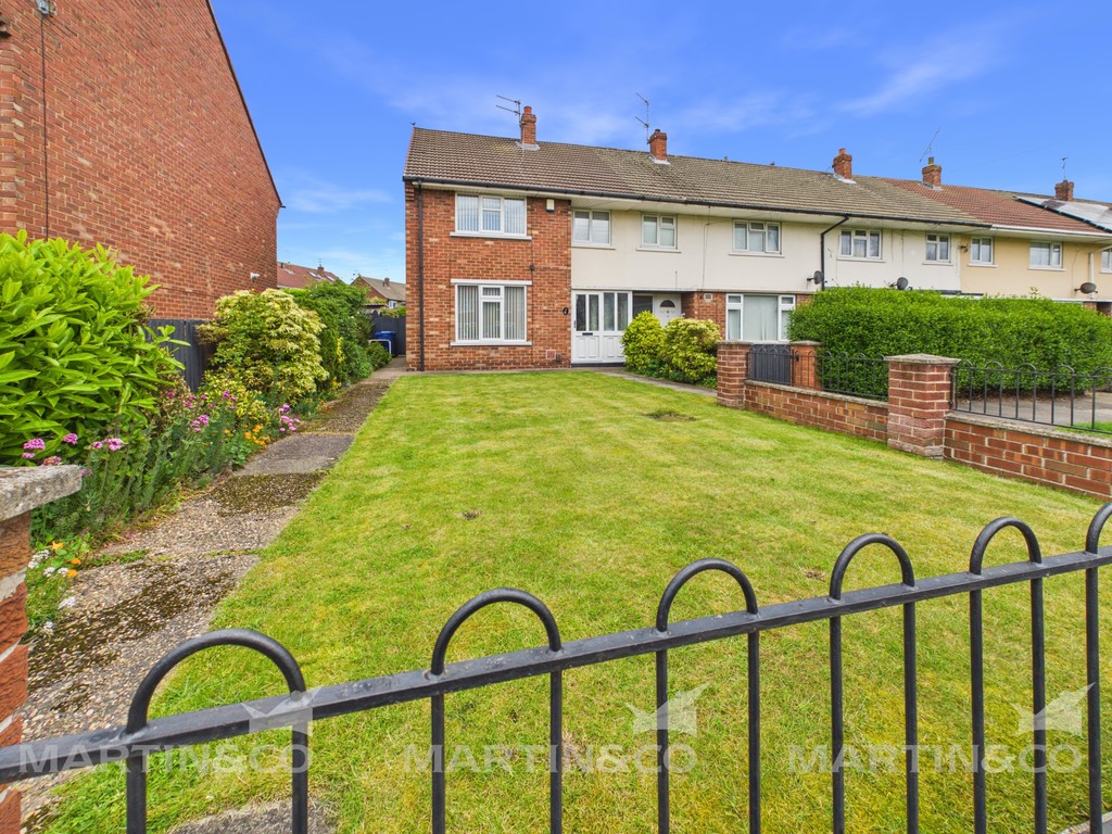 3 bed End of Terrace for rent in South Yorkshire. From Martin & Co - Doncaster