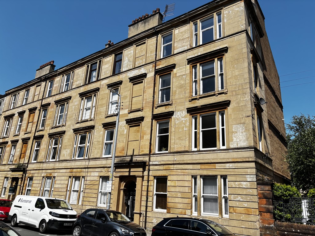 3 bed 1st Floor Flat for rent in Glasgow. From Martin & Co - Glasgow West End 3 bed 1st Floor Flat for rent in Glasgow. From Martin & Co - Glasgow West End