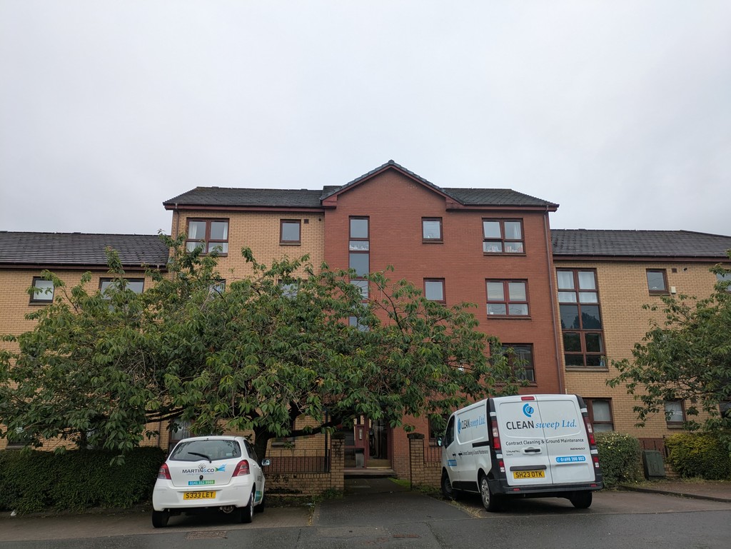 3 bed 1st Floor Flat for rent in Glasgow. From Martin & Co - Glasgow West End 3 bed 1st Floor Flat for rent in Glasgow. From Martin & Co - Glasgow West End