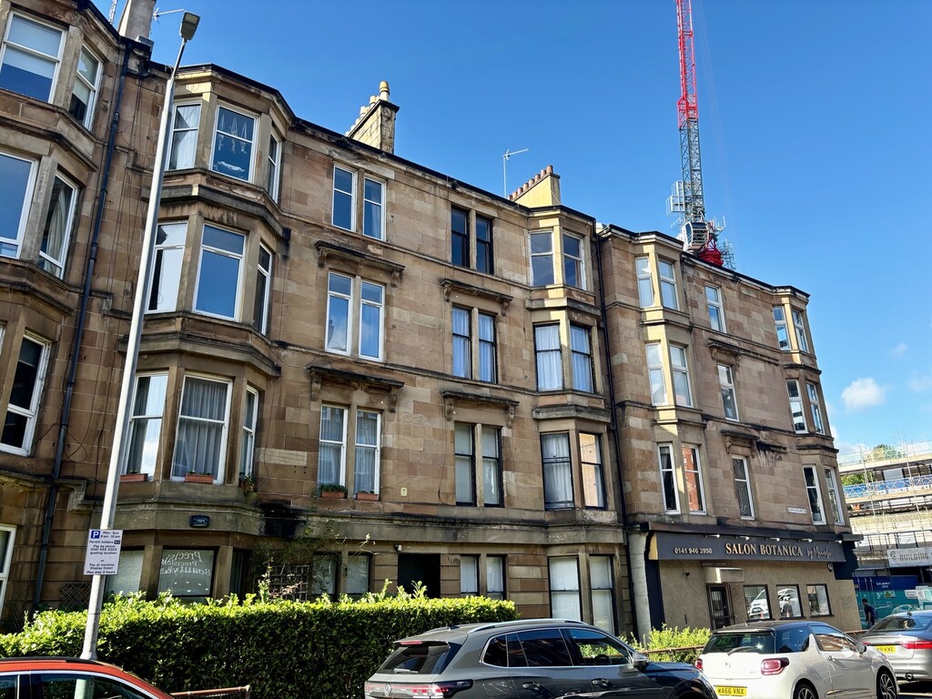 4 bed 1st Floor Flat for rent in Glasgow. From Martin & Co - Glasgow West End 4 bed 1st Floor Flat for rent in Glasgow. From Martin & Co - Glasgow West End