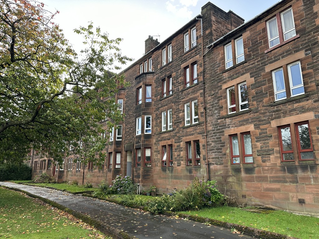 3 bed 1st Floor Flat for rent in Glasgow. From Martin & Co - Glasgow West End 3 bed 1st Floor Flat for rent in Glasgow. From Martin & Co - Glasgow West End
