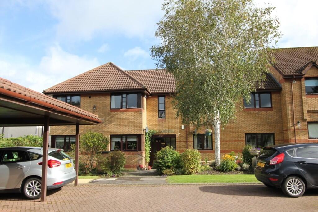 2 bed Apartment for rent in Waterfoot. From Martin & Co - Glasgow Shawlands