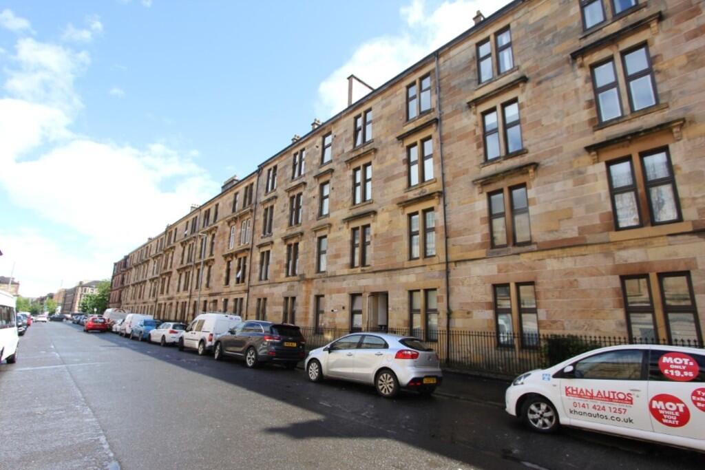 1 bed 1st Floor Flat for rent in Rutherglen. From Martin & Co - Glasgow Shawlands 1 bed 1st Floor Flat for rent in Rutherglen. From Martin & Co - Glasgow Shawlands