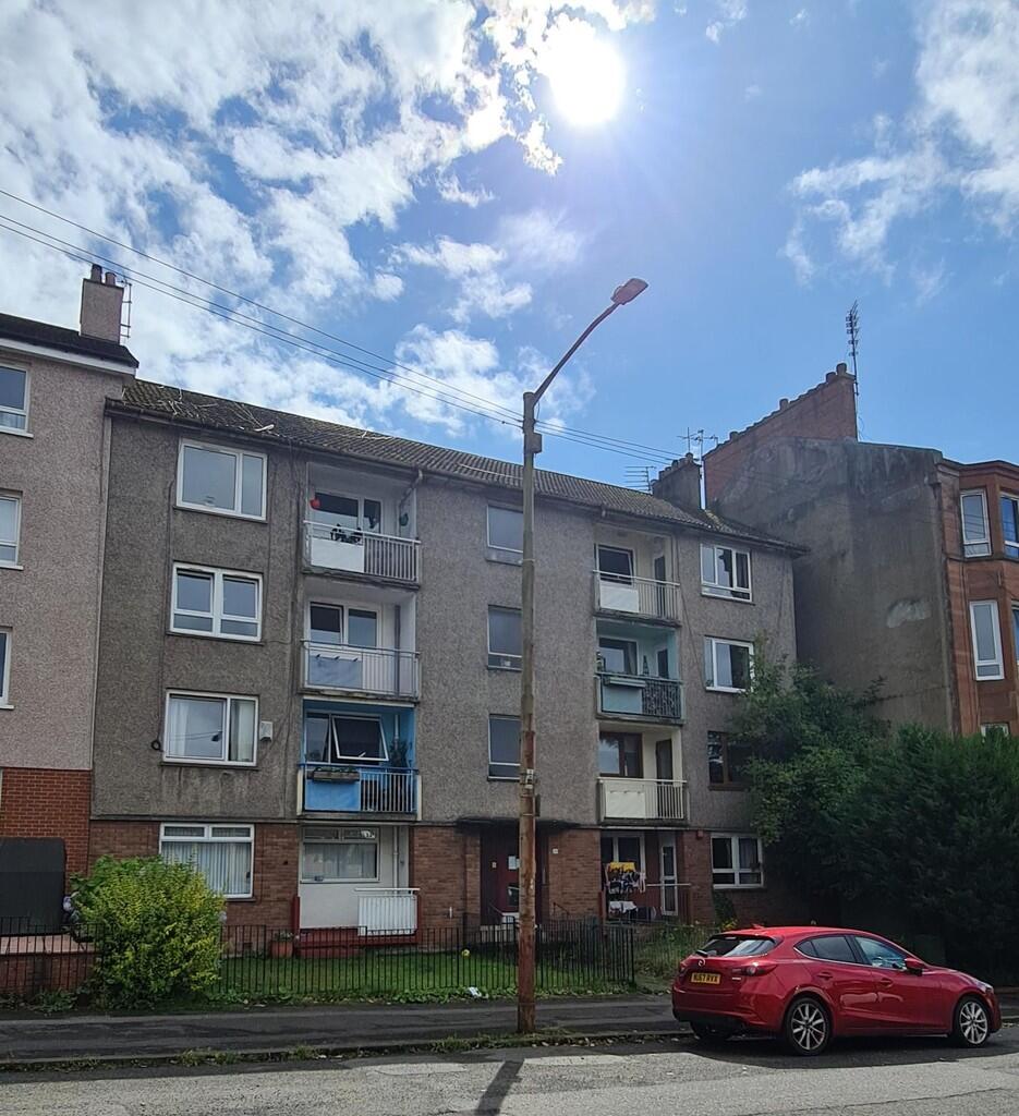 2 bed 1st Floor Flat for rent in Spittal. From Martin & Co - Glasgow Shawlands