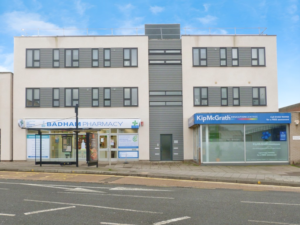 1 bed Flat Share for rent in Gloucestershire. From Martin & Co - Gloucester