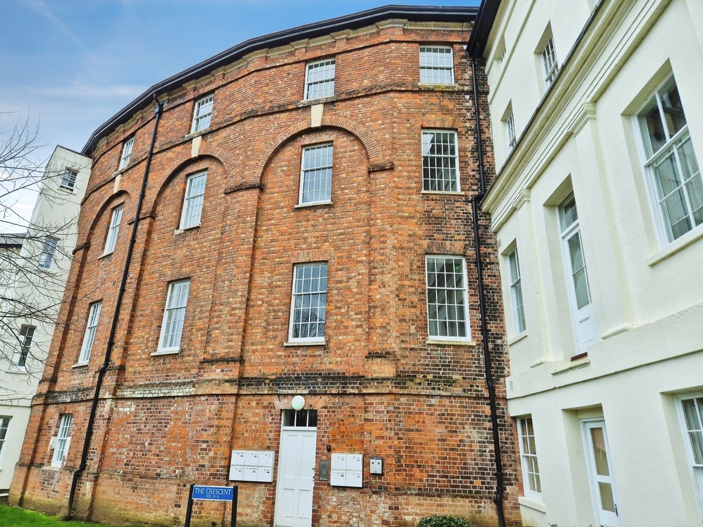 2 bed Apartment for rent in Gloucester. From Martin & Co - Gloucester 2 bed Apartment for rent in Gloucester. From Martin & Co - Gloucester