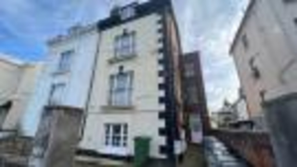 1 bed Studio for rent in Gloucestershire. From Martin & Co - Gloucester 1 bed Studio for rent in Gloucestershire. From Martin & Co - Gloucester