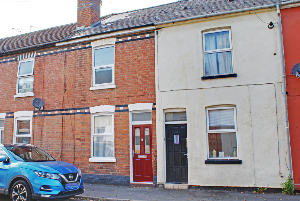 2 bed Mid Terraced House for rent in Gloucester. From Martin & Co - Gloucester 2 bed Mid Terraced House for rent in Gloucester. From Martin & Co - Gloucester