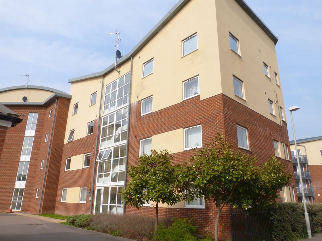 2 bed Apartment for rent in Gloucestershire. From Martin & Co - Gloucester