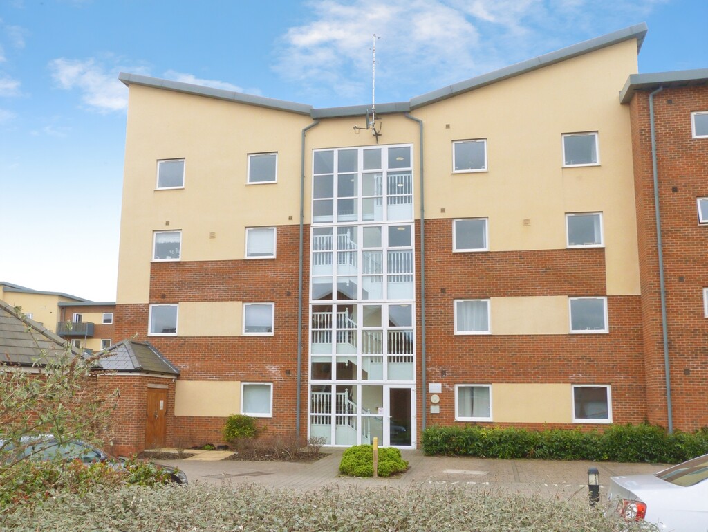 1 bed Ground Floor Flat for rent in Gloucestershire. From Martin & Co - Gloucester