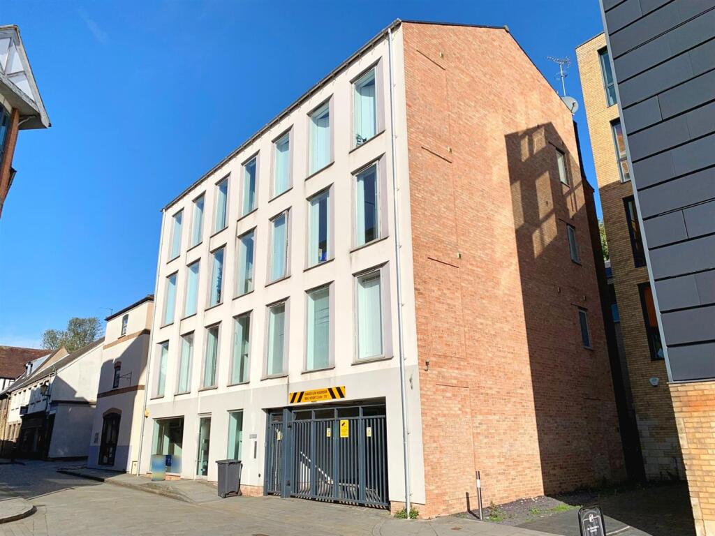 2 bed Apartment for rent in Lincoln. From Martin & Co - Lincoln