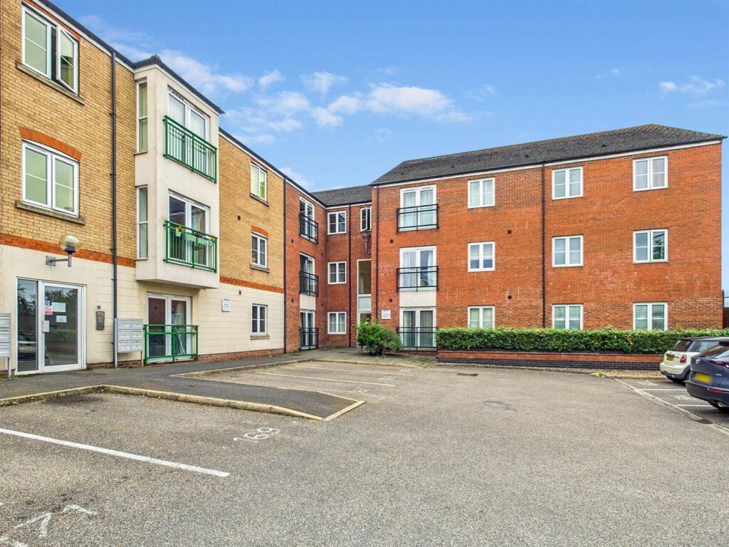 1 bed 1st Floor Flat for rent in Lincoln. From Martin & Co - Lincoln