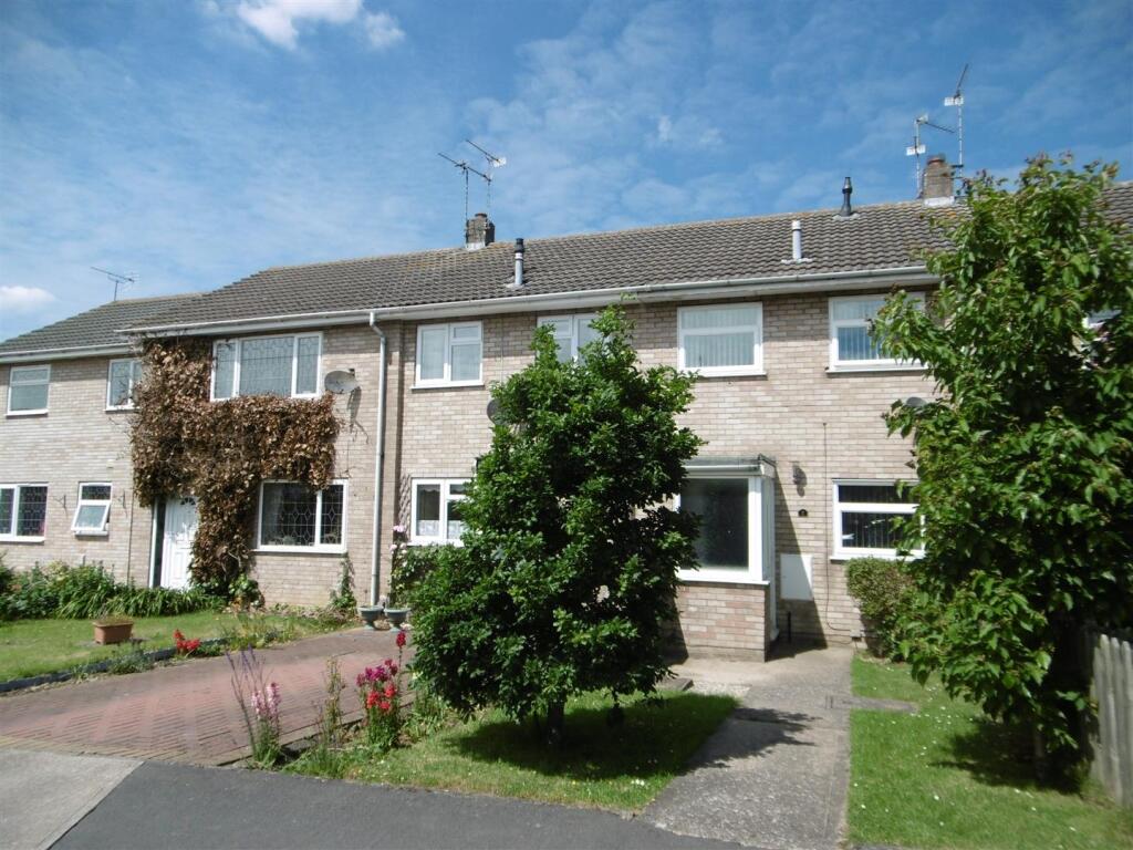 2 bed Mid Terraced House for rent in Lincoln. From Martin & Co - Lincoln