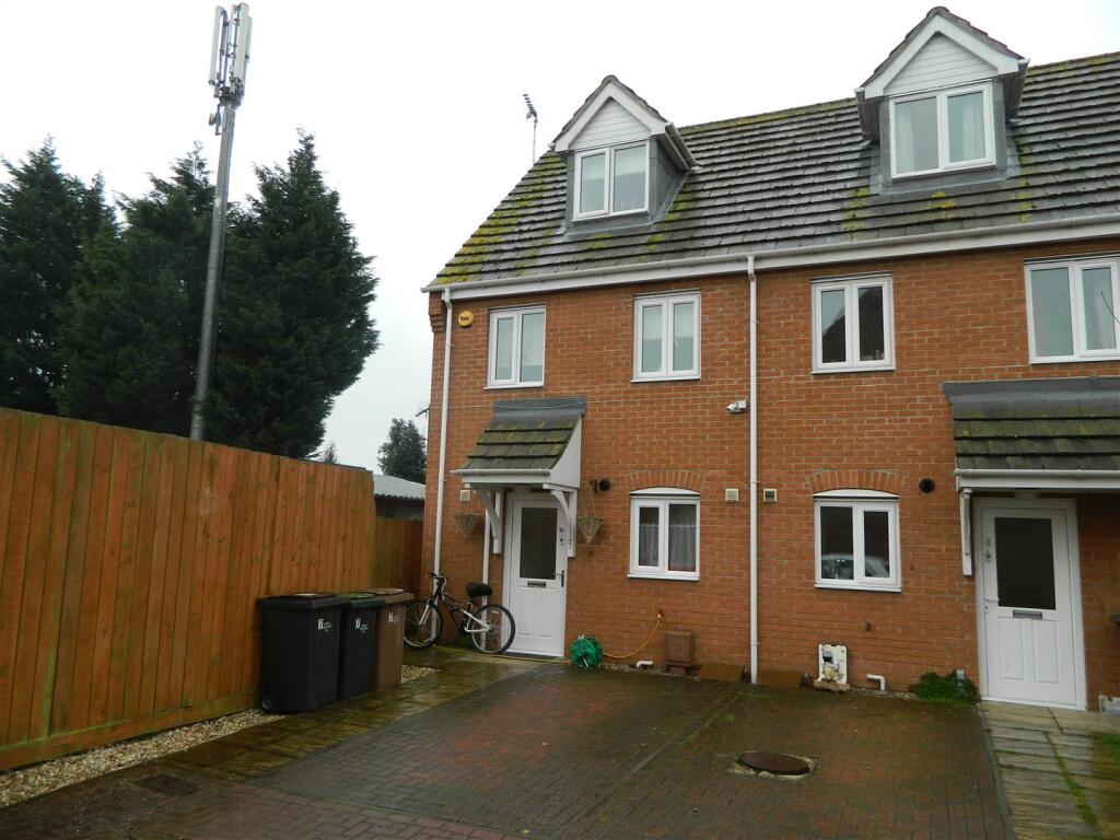 3 bed Town House for rent in North Hykeham. From Martin & Co - Lincoln