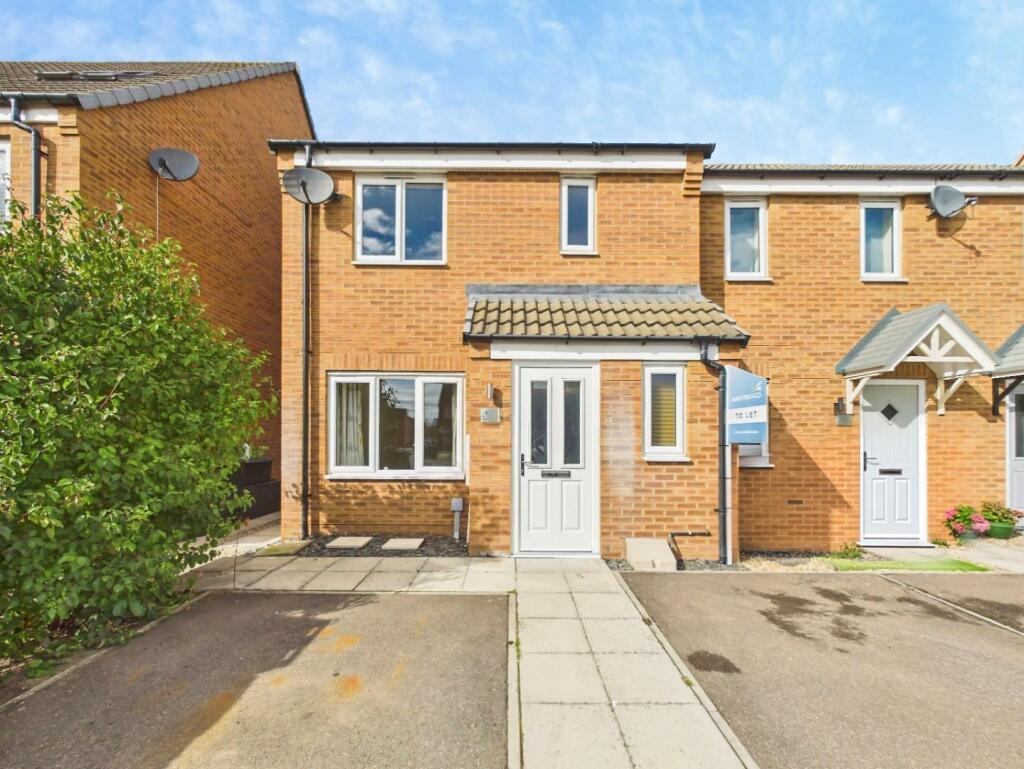 3 bed Semi Detached for rent in North Hykeham. From Martin & Co - Lincoln 3 bed Semi Detached for rent in North Hykeham. From Martin & Co - Lincoln