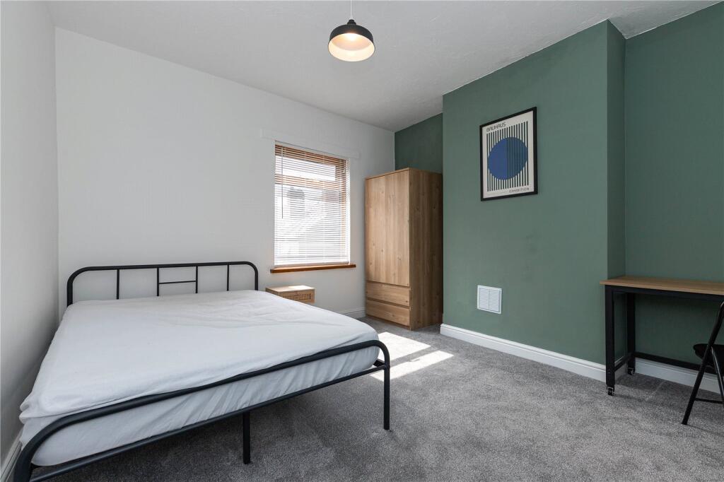 1 bed End of Terrace for rent in Newcastle-under-Lyme. From Whitegates - Macclesfield