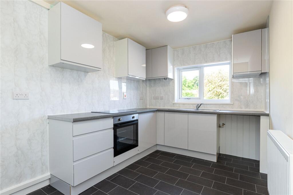 2 bed Apartment for rent in Kidsgrove. From Whitegates - Macclesfield