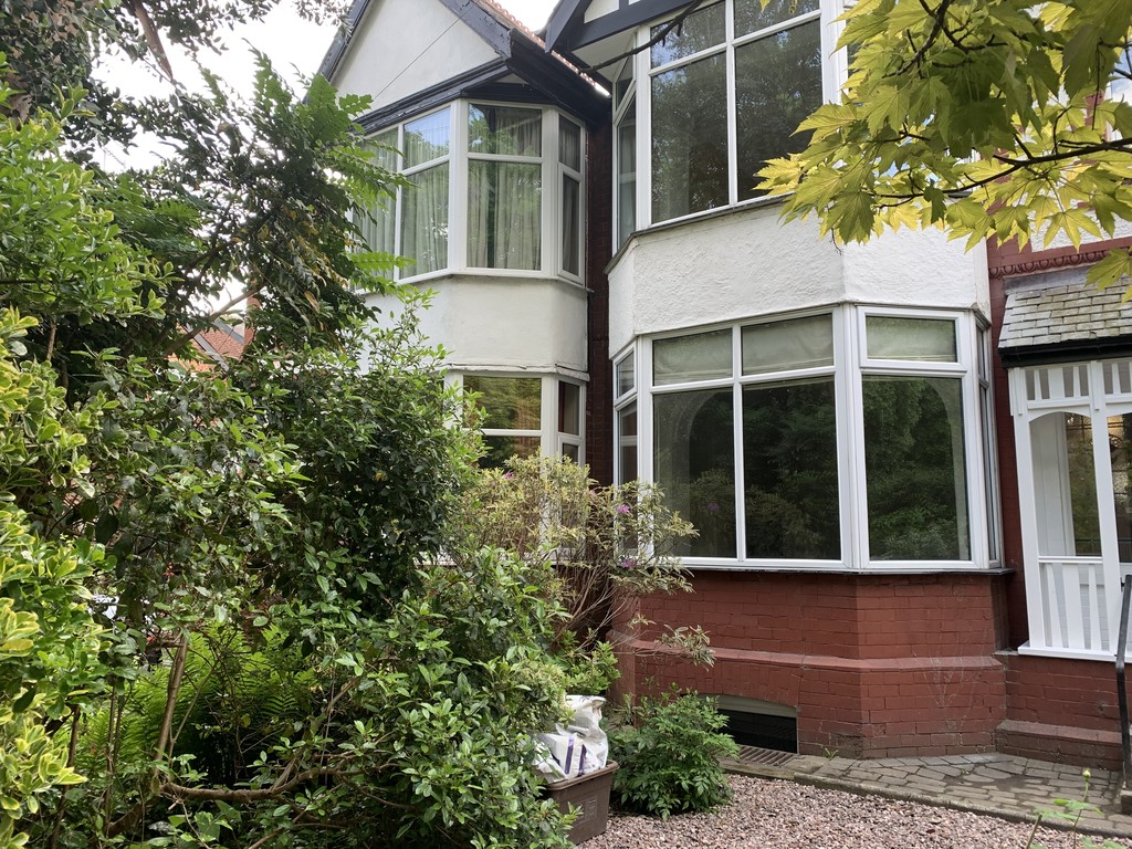 3 bed Semi-Detached House for rent in Manchester. From Martin & Co - Manchester Chorlton