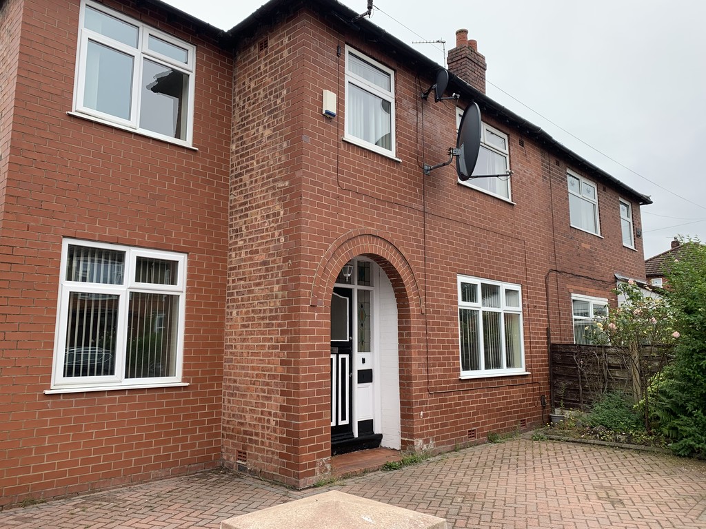 4 bed Semi-Detached House for rent in Manchester. From Martin & Co - Manchester Chorlton