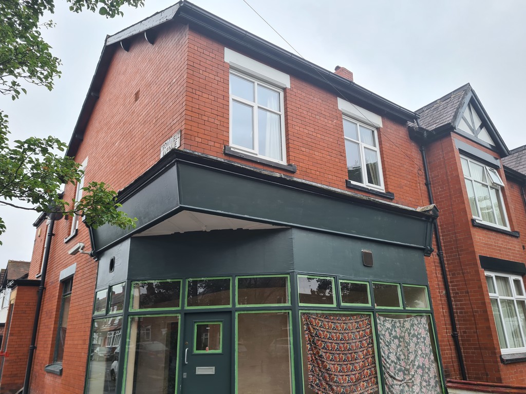 3 bed Apartment for rent in Manchester. From Martin & Co - Manchester Chorlton