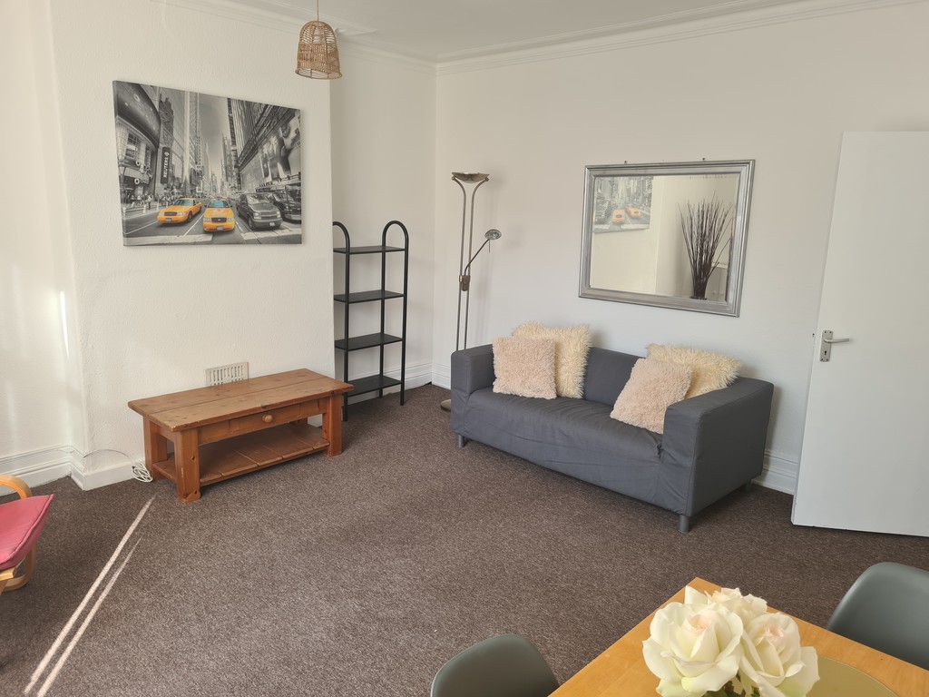 3 bed Apartment for rent in Stretford. From Martin & Co - Manchester Chorlton